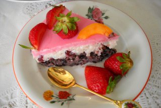 Tort de orez negru