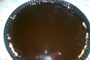 Tarta cu ciocolata si capsuni
