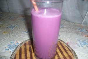 Milkshake de cirese amare