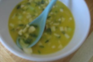 Cartofi noi cu carnita de vita in sos de rosii