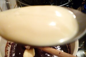 Deliciu cu capsuni si ciocolata