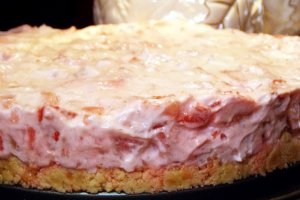 Cheesecake cu capsuni