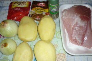 Cartofi cu carne la cuptor