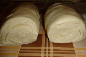 Placinta cu branza si stafide
