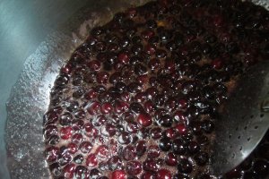 Dulceata de cirese amare