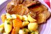 Prânzul de Duminică- Ceafă de porc cu cartofi noi şi ciuperci la cuptor-1