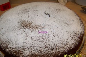 Tarta cu nuci si ciocolata