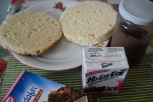 Tort cu frisca
