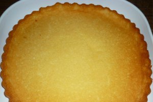 Tarta rapida cu fructe de padure