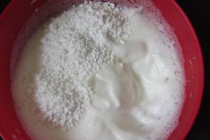 Tort cu crema de branza si cirese amare - Bucataras Senzational