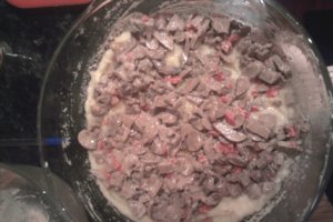Musaca de cartofi cu carne de curcan, branzeturi si ciuperci
