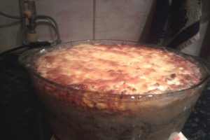 Musaca de cartofi cu carne de curcan, branzeturi si ciuperci