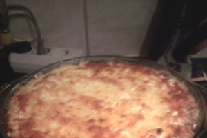 Musaca de cartofi cu carne de curcan, branzeturi si ciuperci