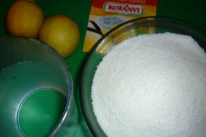 Dulceata de nuci verzi