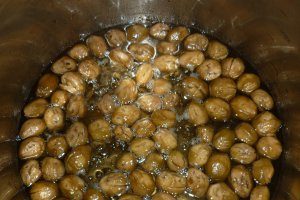 Dulceata de nuci verzi