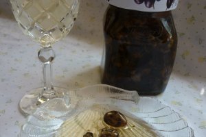 Dulceata de nuci verzi