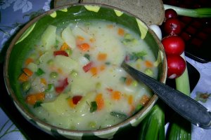Supa de mazare cu cartofi