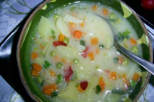Supa de mazare cu cartofi