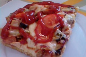 Pizza zâmbăreaţă