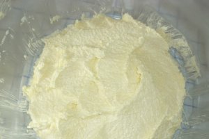 Prajitura cu ananas si nuca de cocos