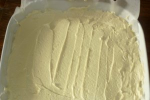 Prajitura cu ananas si nuca de cocos