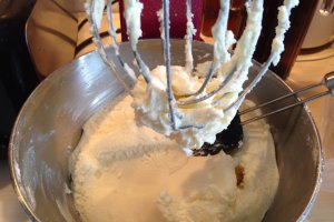 Glazura de unt (buttercream) 