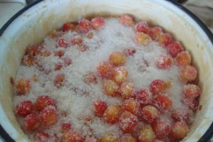 Dulceata de cirese
