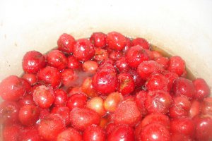 Dulceata de cirese pietroase
