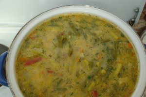 Mancare de fasole pastai cu legume