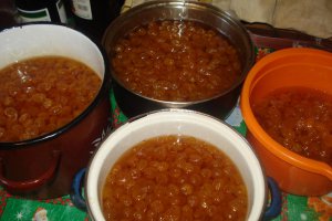 Dulceata de cirese galbene