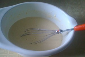 Clatite cu gem de capsuni