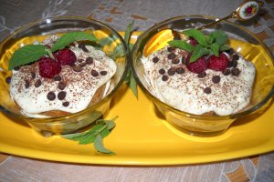 Tiramisu reţetă originală, cu fructe