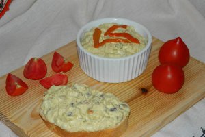 Salata de vinete cu ardei si ciuperci