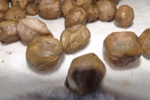 Dulceata de nuci verzi