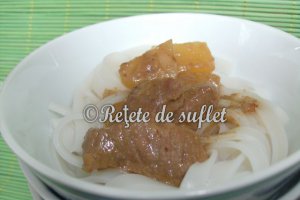 Vita stir- fry cu ananas