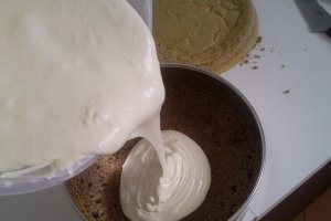 Tort cu Crema de Sampanie