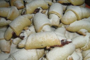 Cornulete cu lapte batut