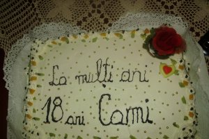 Torturi cu fructe si frisca