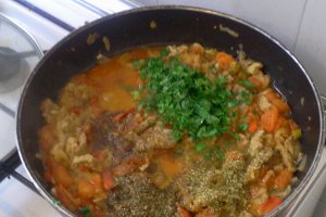 Ceafa de porc in sos de rosii