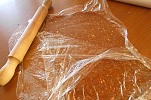Rulada de biscuiti cu budinca de ciocolata