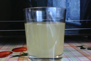 Limonada cu ghimbir