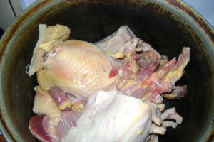 Pui (de tara) la tigaie