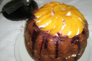 Savarina uriasa sau Baba au Rhum