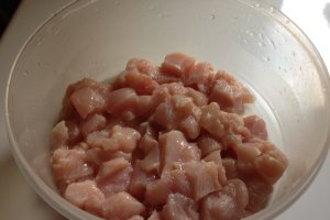 Pui in lapte de cocos si curry