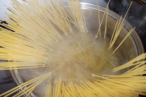 Spaghete cu sos