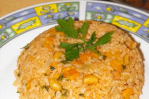 Pilaf cu alune in vas zepter