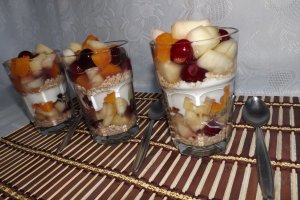 Desert cu fructe