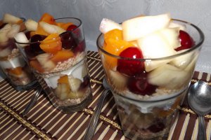 Desert cu fructe