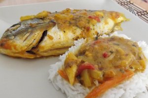 Dorada cu lapte de cocos