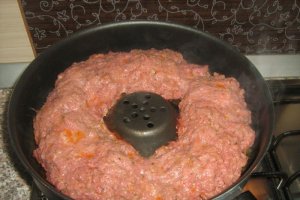 Coronita din pasta de mici